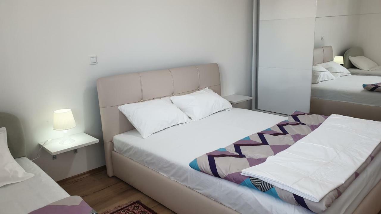Elsie Apartment Ohrid Buitenkant foto
